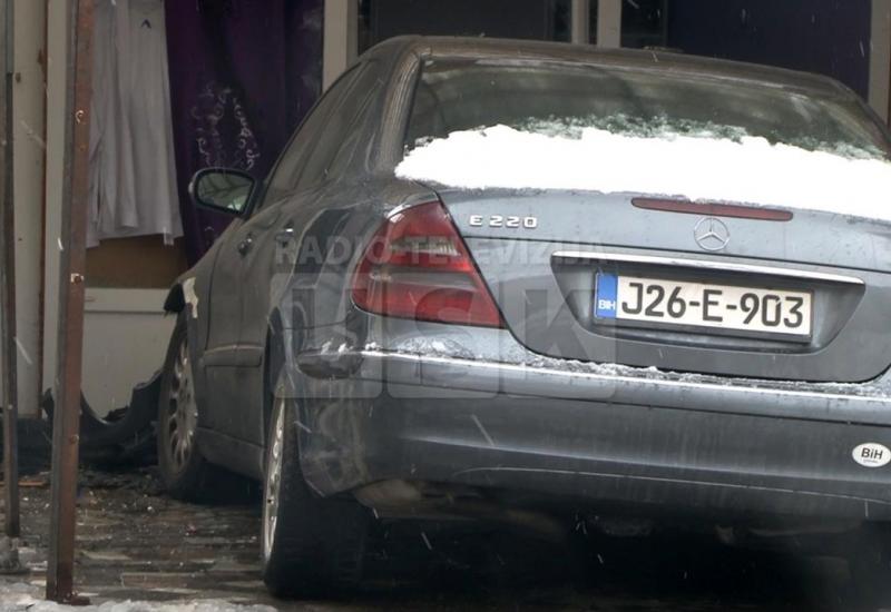 Bihać: Eksplozija uništila automobil i oštetila kuću